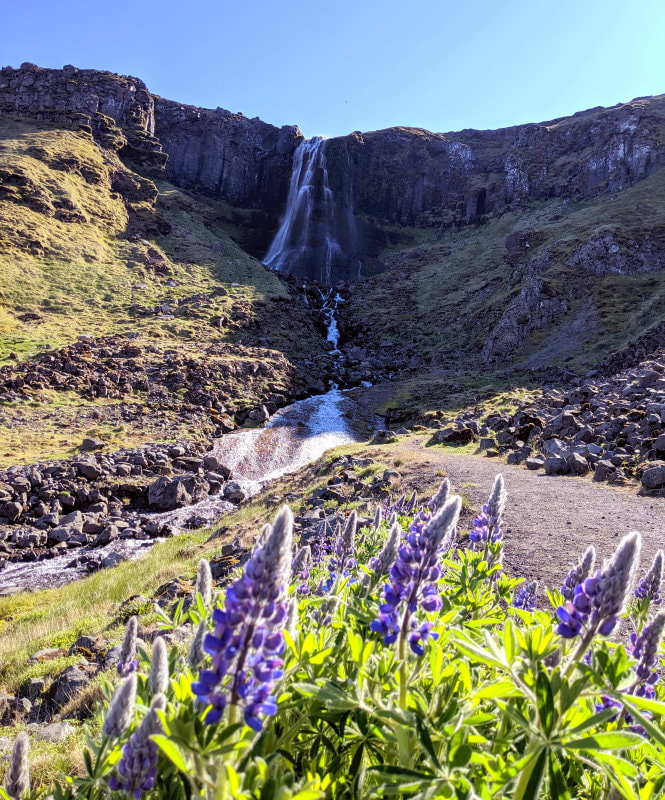 Bæjarfoss Waterfall