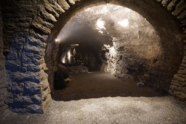 Lockport Cave Tour