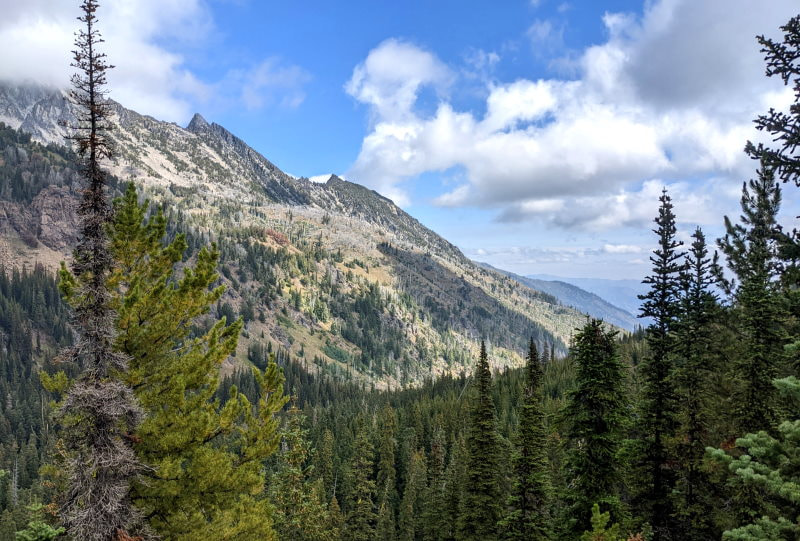 Mountain Views near Caroline Lake Camp - Washington State