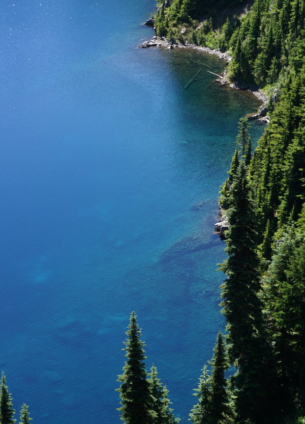 Summit Lake Crystal Clear Water - Washington State